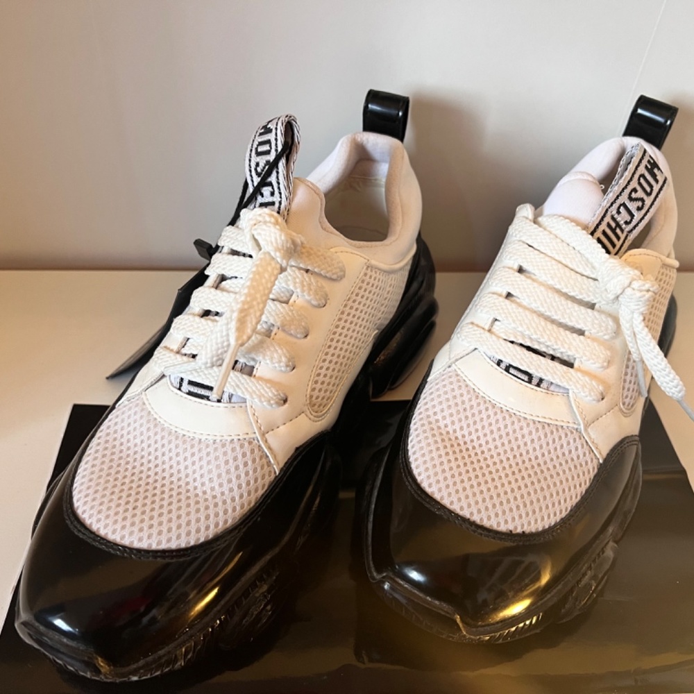 Sneakers - Picture 3 of 11